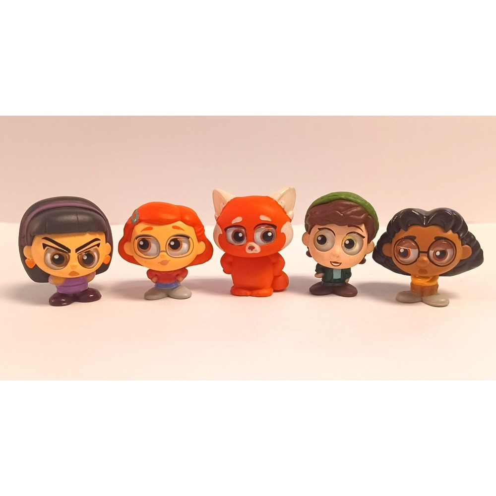 Disney Doorables Series 8 Turning Red Complete Set of 5 Ultra Rare Miriam Lot